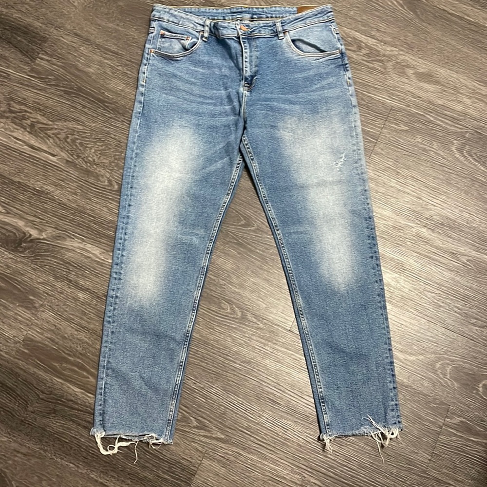 ASOS high rise straight leg raw hem jeans size 16/18